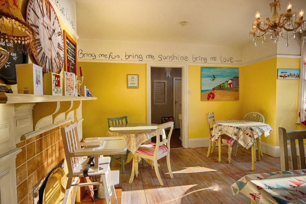 Hooray Henrys Bed & Breakfast Sheringham Exterior foto